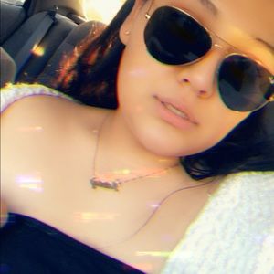 Meet your Posher, Lizeth